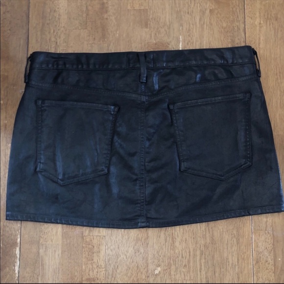 AGOLDE NWOT Women's Jeanette Mini Skirt In Coated Black Size 32 - Picture 6 of 11